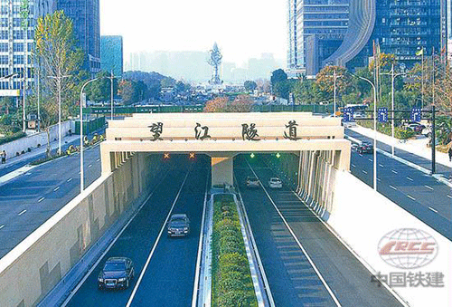 历时四年，杭州望江隧道通车